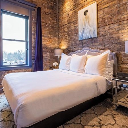Hip Urban Loft - Small Town Charm -124 Lofts #3 West Dundee Экстерьер фото