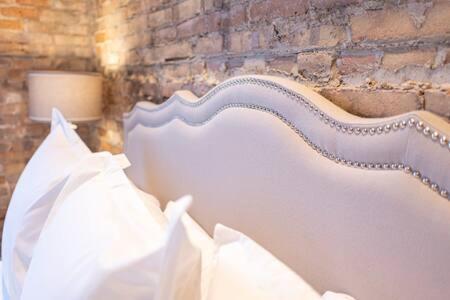 Hip Urban Loft - Small Town Charm -124 Lofts #3 West Dundee Экстерьер фото