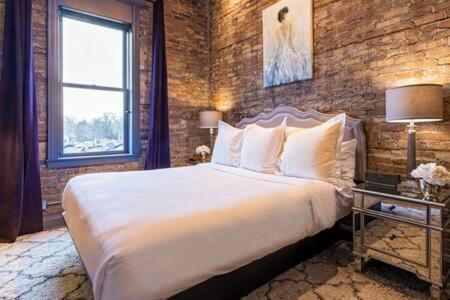 Hip Urban Loft - Small Town Charm -124 Lofts #3 West Dundee Экстерьер фото