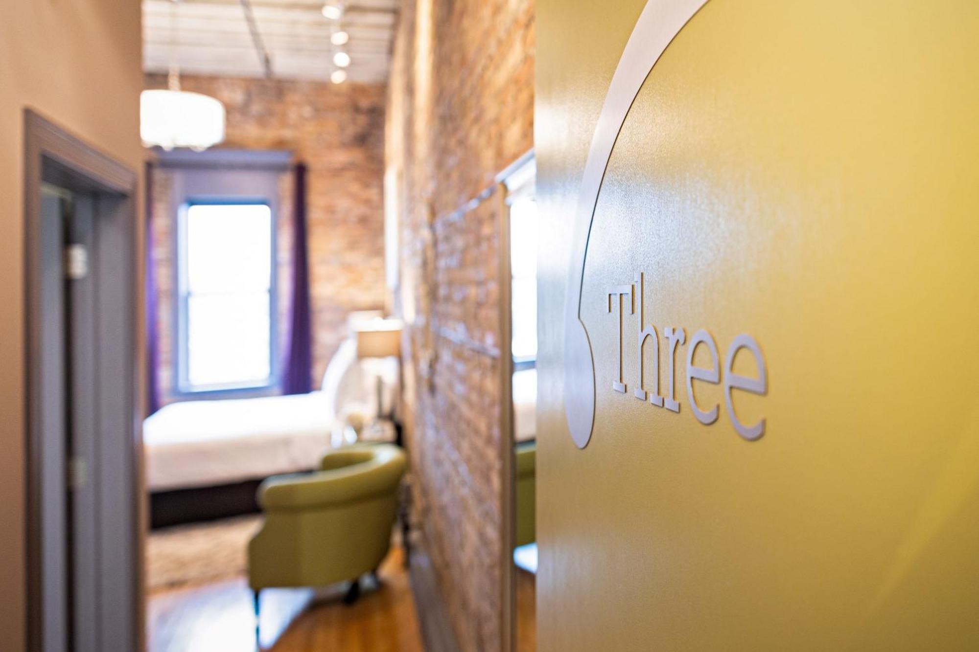 Hip Urban Loft - Small Town Charm -124 Lofts #3 West Dundee Экстерьер фото